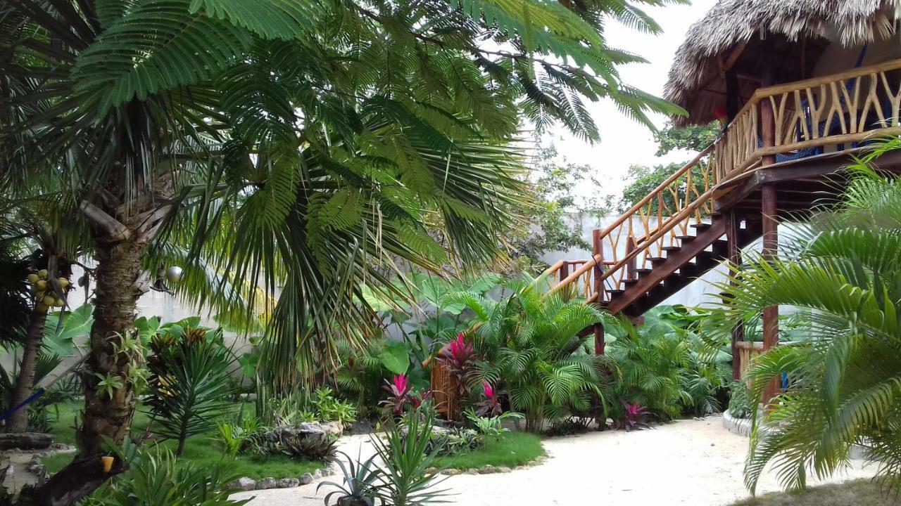 Hotel Zamunda Garden View Tulum Exterior foto
